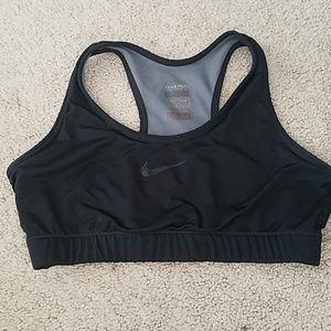 Sports bra